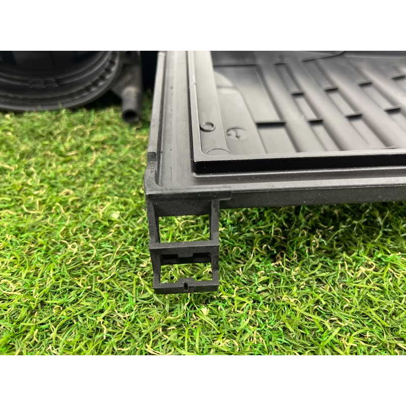 Крышка корпуса воздушного фильтра (впускная система) BMW X5 E70 2008 4.8 N62/TU 13717558725