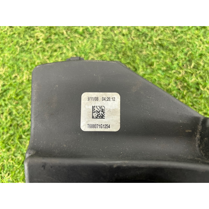 Корпус воздушного фильтра (впускная система) BMW X5 E70 2008 4.8 N62/TU 13717558727