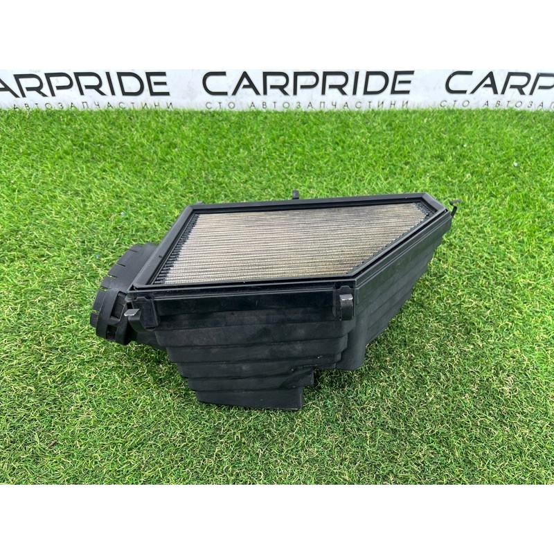 Корпус воздушного фильтра (впускная система) BMW X5 E70 2008 4.8 N62/TU 13717558726