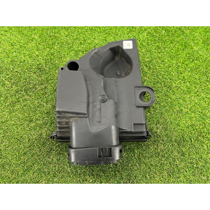 Корпус воздушного фильтра (впускная система) BMW X5 E70 2008 4.8 N62/TU 13717558726