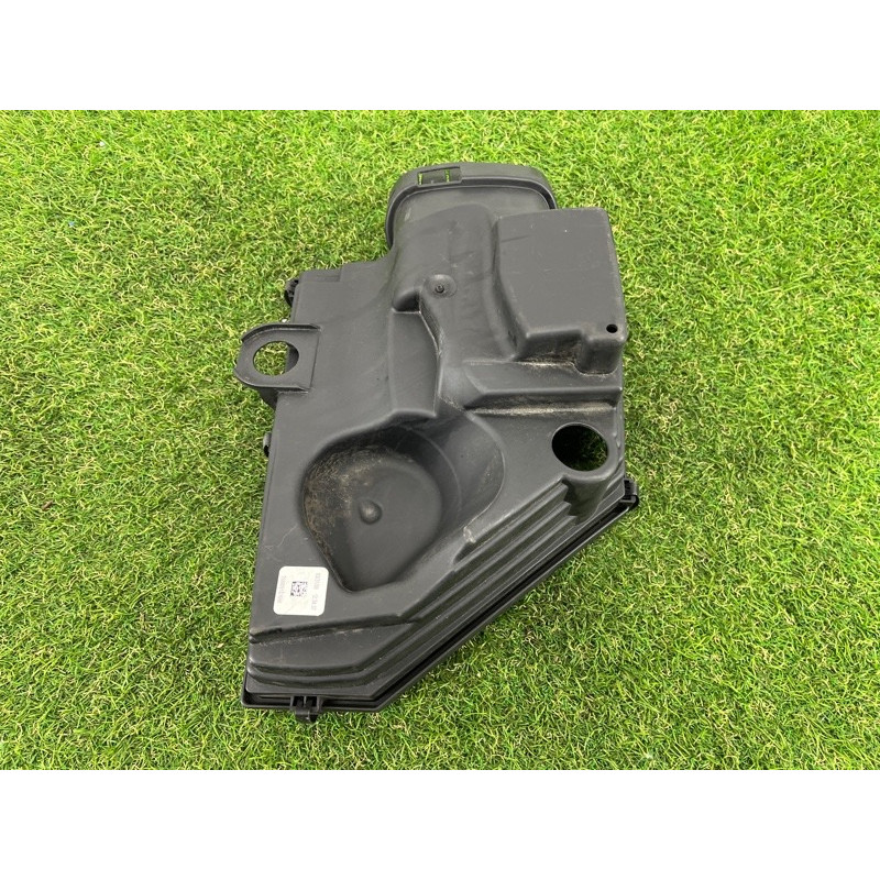 Корпус воздушного фильтра (впускная система) BMW X5 E70 2008 4.8 N62/TU 13717558726