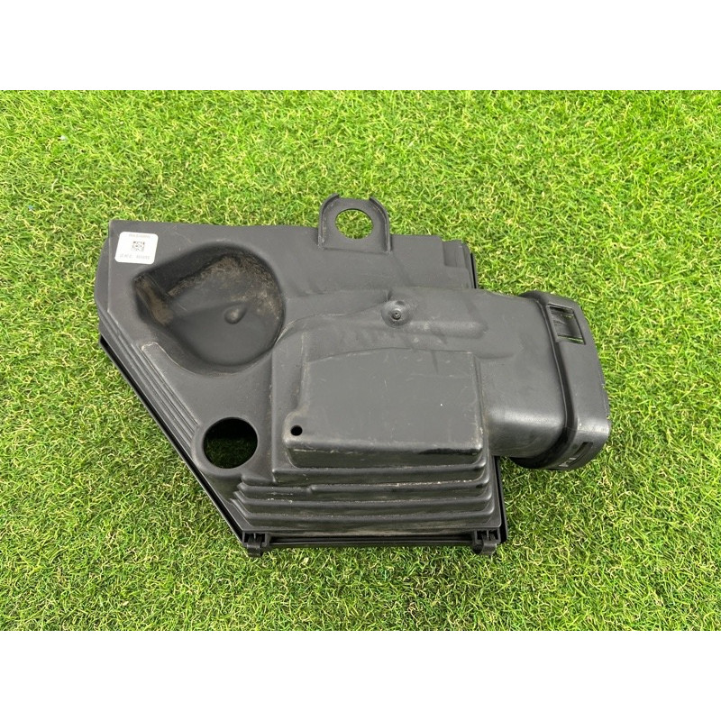 Корпус воздушного фильтра (впускная система) BMW X5 E70 2008 4.8 N62/TU 13717558726