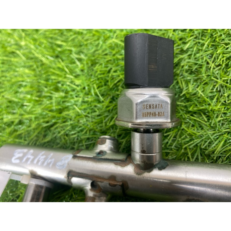 Топливная рампа (топливная система) Volkswagen Passat B8 2016 1.8 06K133317AA