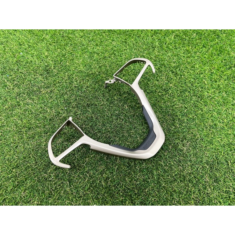 Накладка руля (салон) Jeep Grand Cherokee WK2 2016 3.6 5QV36LS5AA