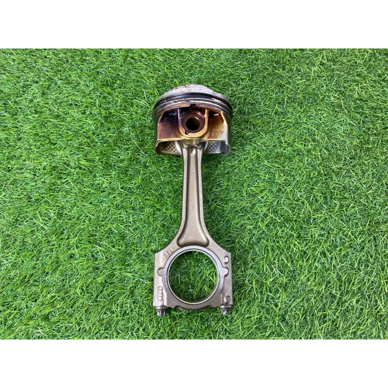 Поршень с шатуном (двигатель и элементы) Volkswagen Passat B8 2016 1.8 06J198401H