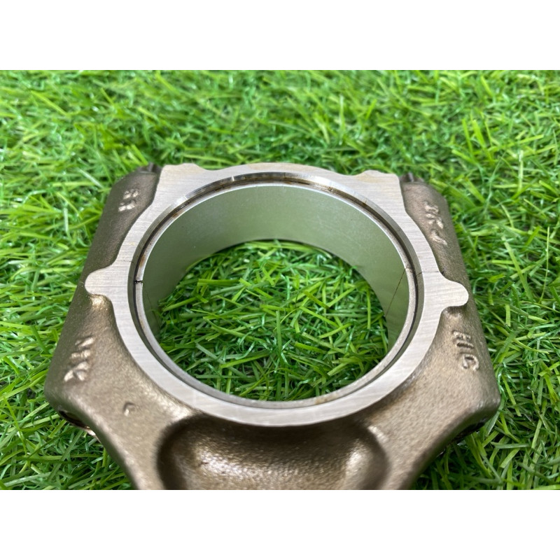 Поршень с шатуном (двигатель и элементы) Volkswagen Passat B8 2016 1.8 06J198401H