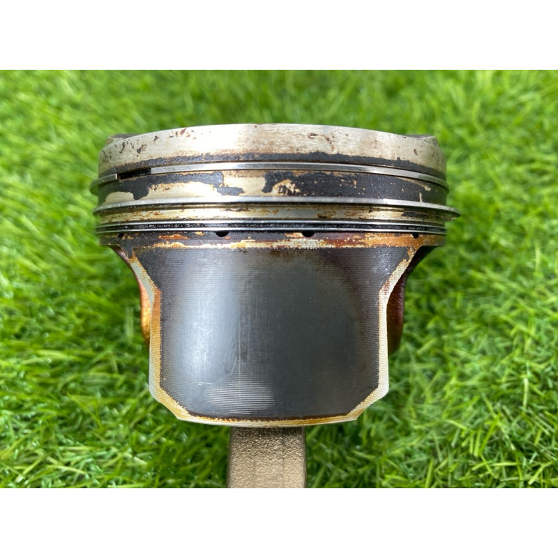 Поршень с шатуном (двигатель и элементы) Volkswagen Passat B8 2016 1.8 06J198401H