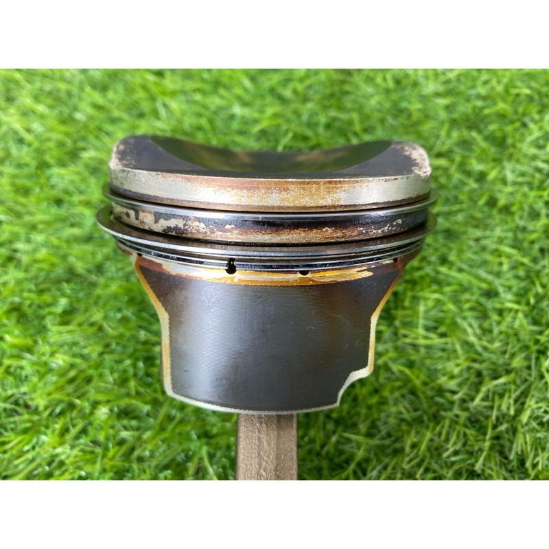 Поршень с шатуном (двигатель и элементы) Volkswagen Passat B8 2016 1.8 06J198401H