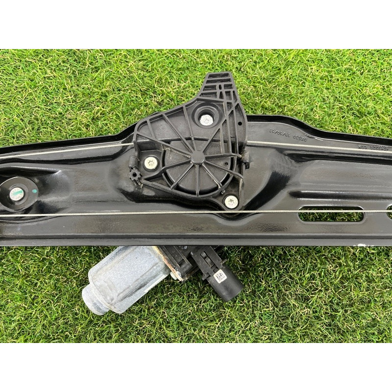 Механізм склопідйомника з мотором (кузов і елементи) BMW X3 F25 2012 3.0 51357382138
