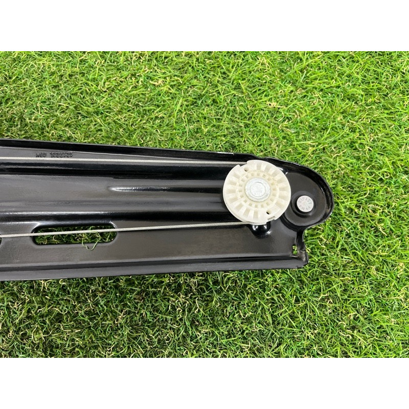 Механізм склопідйомника з мотором (кузов і елементи) BMW X3 F25 2012 3.0 51357382138
