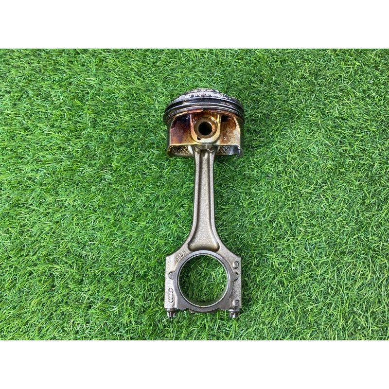 Поршень с шатуном (двигатель и элементы) Volkswagen Passat B8 2016 1.8 06J198401H