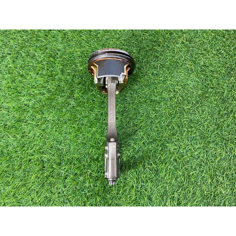 Поршень с шатуном (двигатель и элементы) Volkswagen Passat B8 2016 1.8 06J198401H