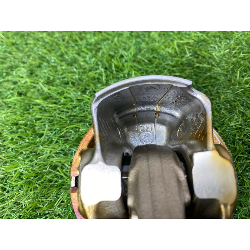 Поршень с шатуном (двигатель и элементы) Volkswagen Passat B8 2016 1.8 06J198401H