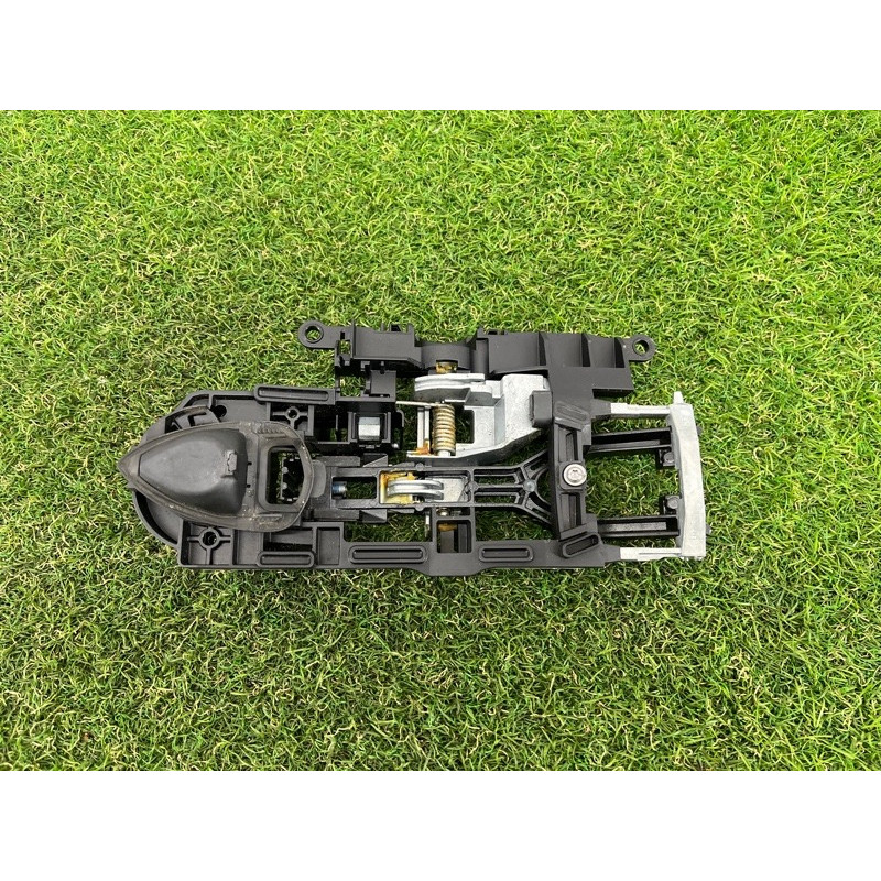 Кронштейн ручки двери (кузов и элементы) BMW 5-series F10 2011 3.0 51217187227