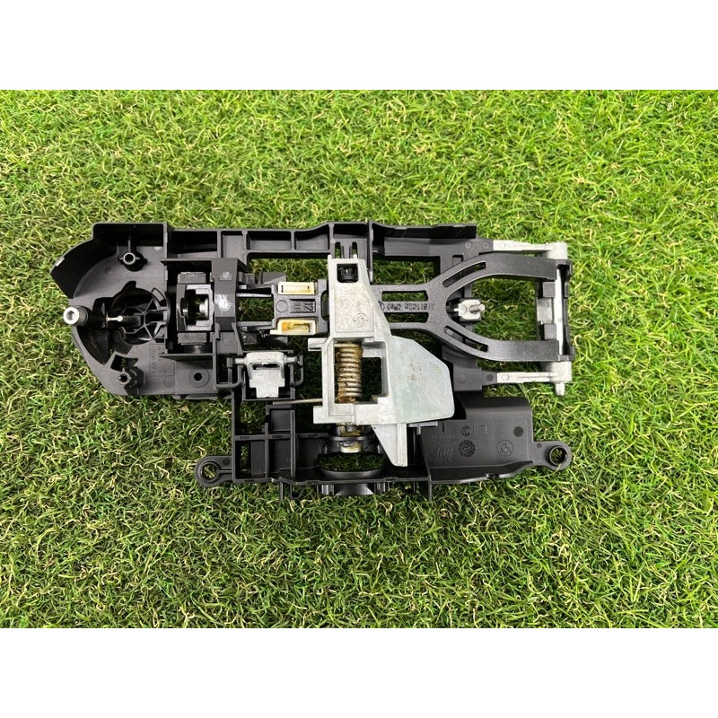Кронштейн ручки двери (кузов и элементы) BMW 5-series F10 2011 3.0 51217187227