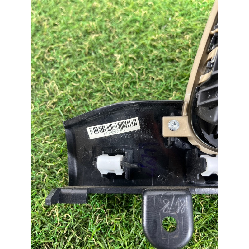 Дефлектор воздуховода (салон) Jeep Grand Cherokee WK2 2016 3.6 1UE23LS5AB