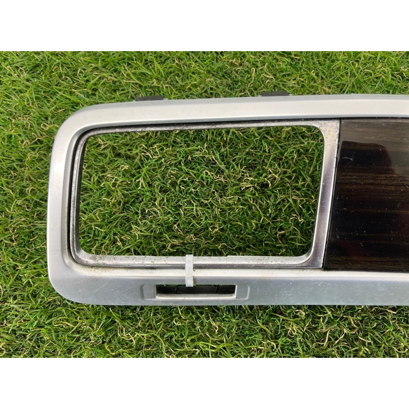 Декоративная накладка торпедо (салон) Volkswagen Touareg FL 2015 3.6 7P1857226AQB4