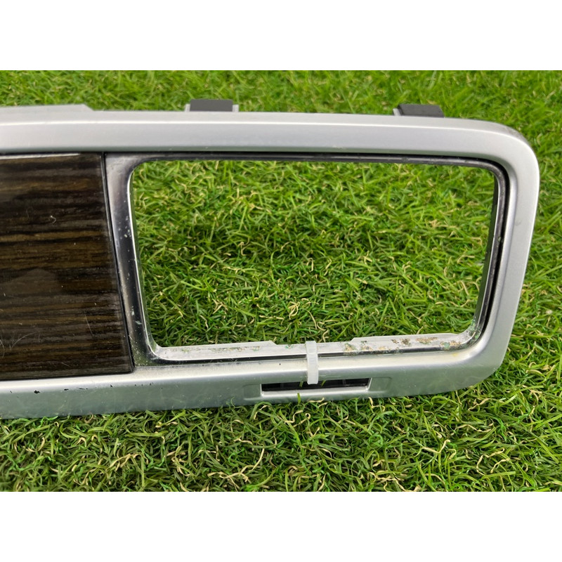 Декоративная накладка торпедо (салон) Volkswagen Touareg FL 2015 3.6 7P1857226AQB4