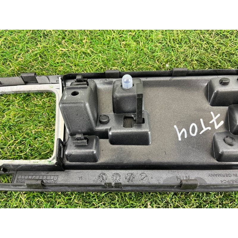 Декоративная накладка торпедо (салон) Volkswagen Touareg FL 2015 3.6 7P1857226AQB4