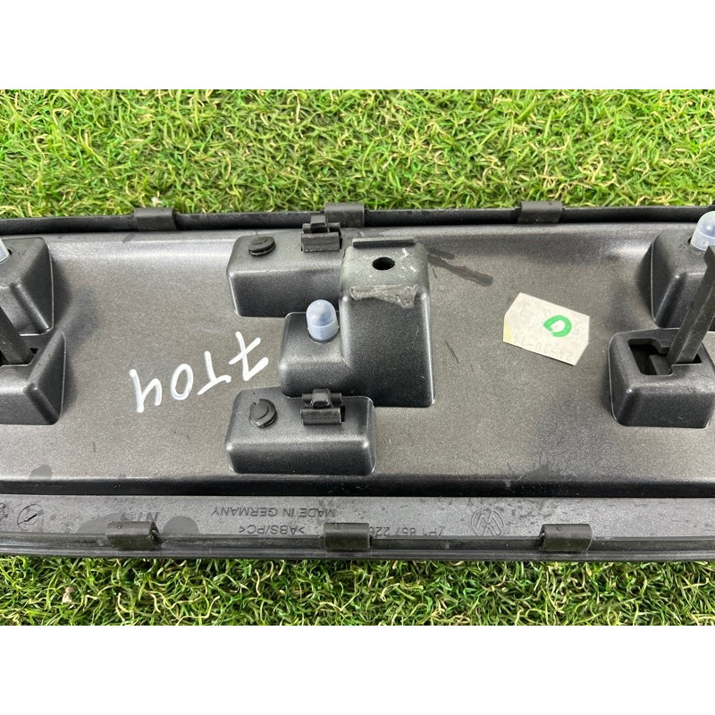 Декоративная накладка торпедо (салон) Volkswagen Touareg FL 2015 3.6 7P1857226AQB4