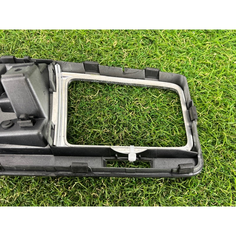 Декоративная накладка торпедо (салон) Volkswagen Touareg FL 2015 3.6 7P1857226AQB4