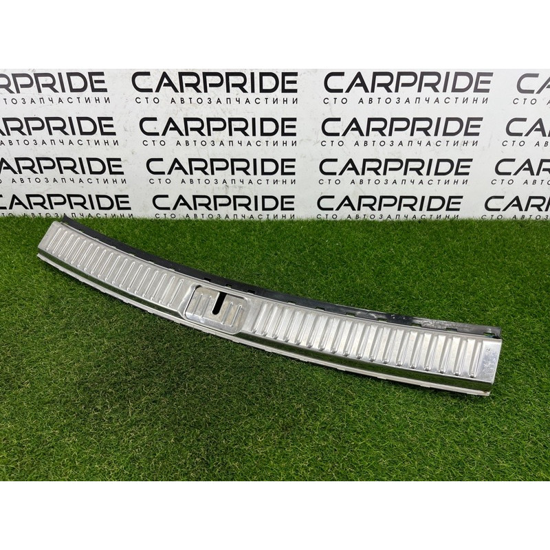 Накладка замка кришки багажника (салон) Volkswagen Touareg II NF 2013 3.0 7P0863459F5R5