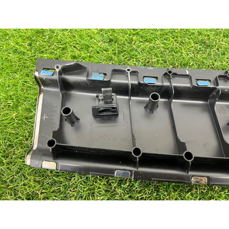 Накладка замка кришки багажника (салон) Volkswagen Touareg II NF 2013 3.0 7P0863459F5R5
