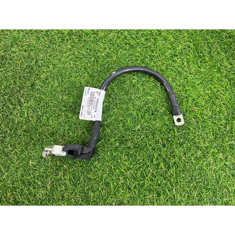 Клема мінусова (електрика) Volkswagen Touareg NF 2012 3.6 7P0915181A