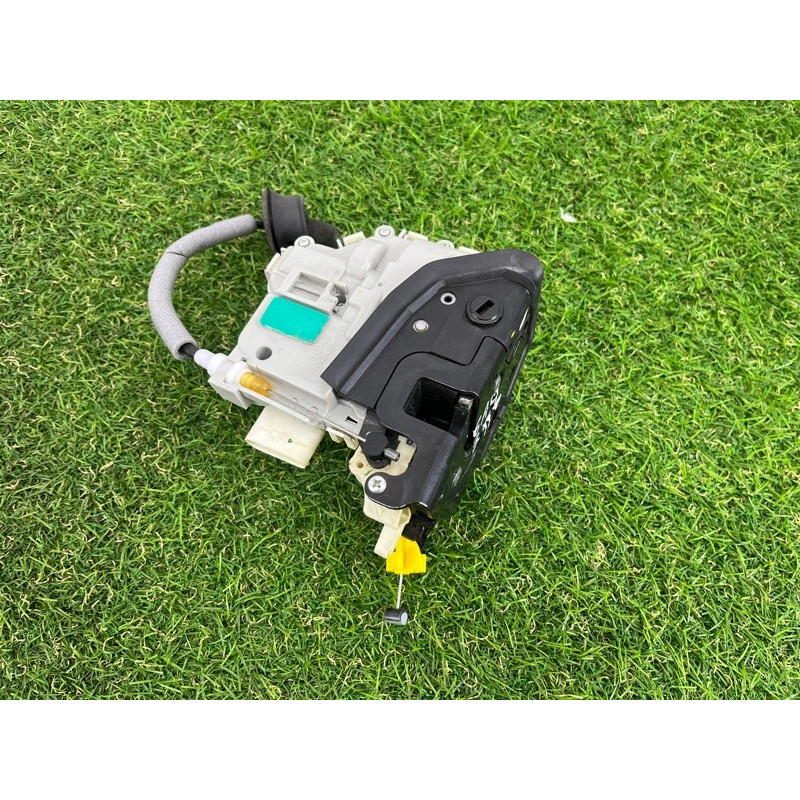 Замок двери (кузов и элементы) AUDI A4 B9 2017 2.0 8X0839016D