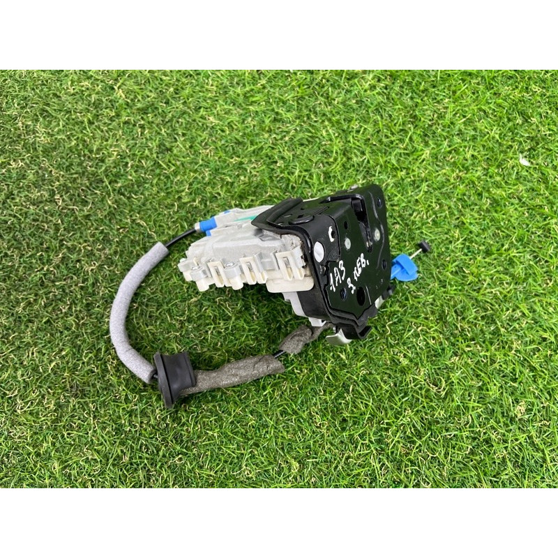 Замок двери (кузов и элементы) AUDI A3 8V 2015 1.8 8K0839015D