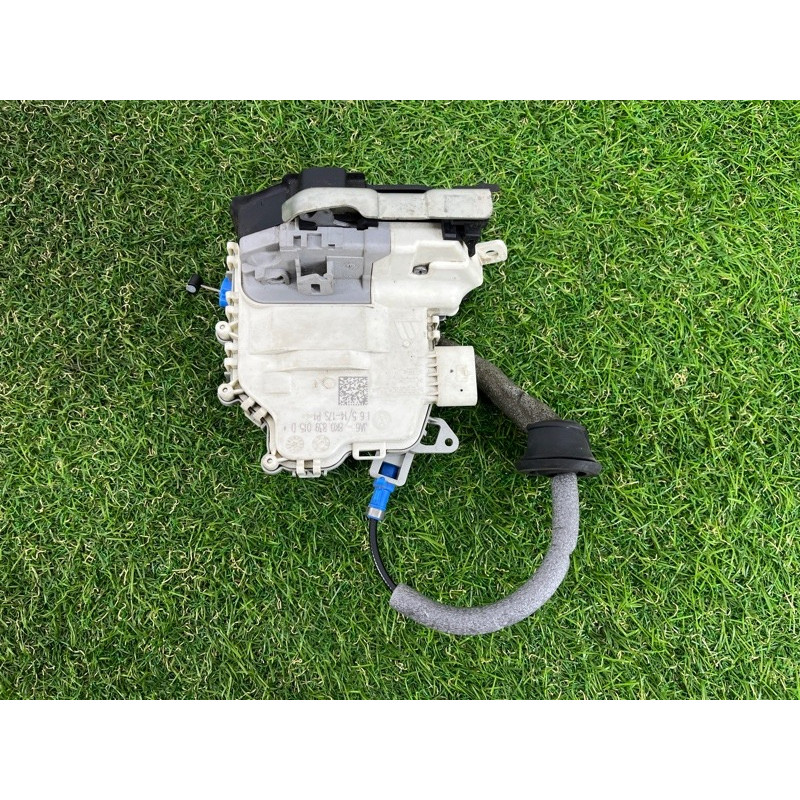 Замок двери (кузов и элементы) AUDI A3 8V 2015 1.8 8K0839015D