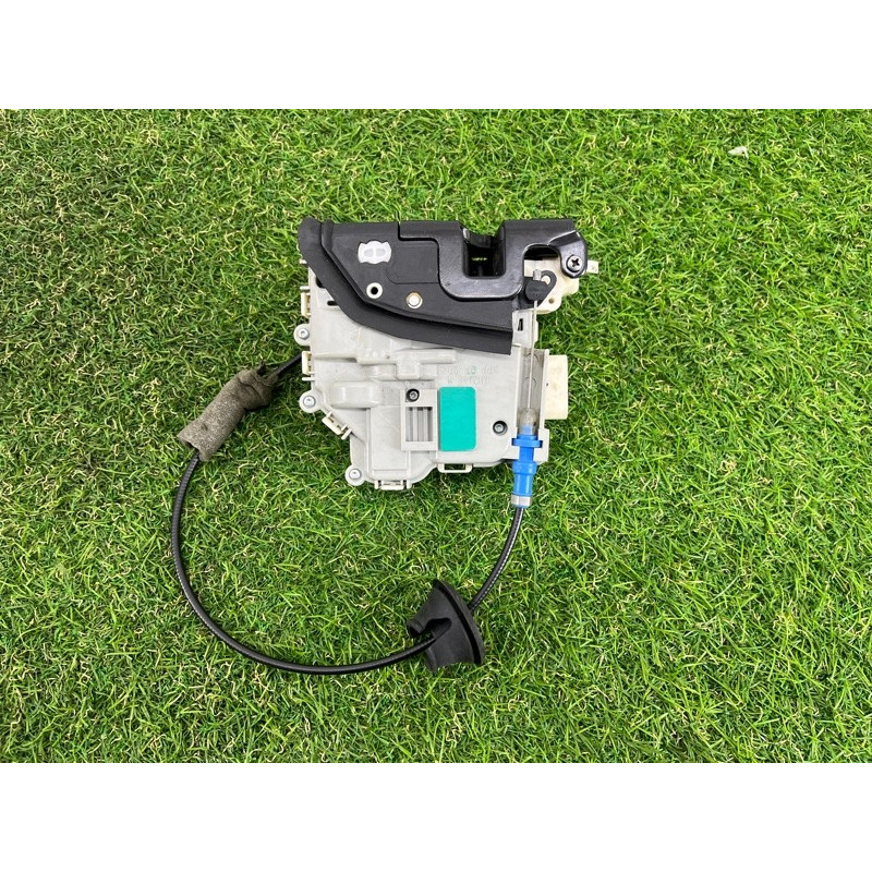 Замок двери (кузов и элементы) AUDI A3 8V 2015 1.8 8X1837016A