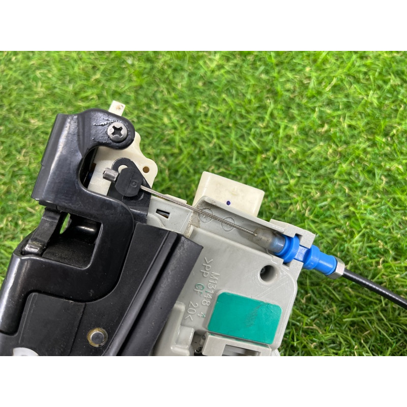 Замок двери (кузов и элементы) AUDI A3 8V 2015 1.8 8X1837016A