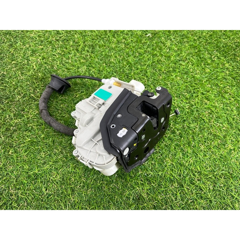 Замок двери (кузов и элементы) AUDI A4 B9 2017 2.0 8X1837015C