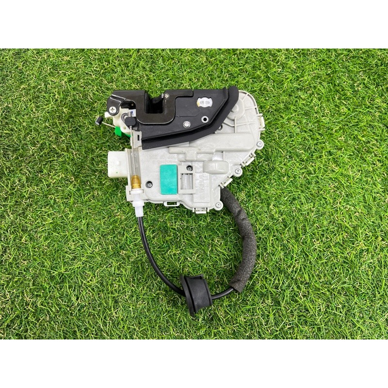 Замок двери (кузов и элементы) AUDI A4 B9 2017 2.0 8X1837015C