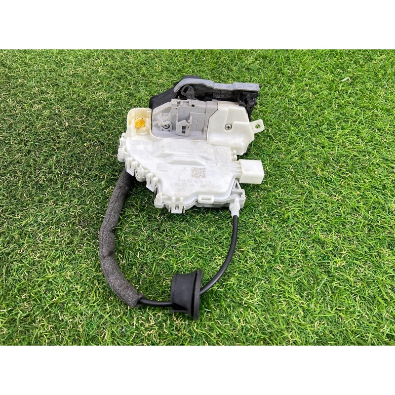 Замок двери (кузов и элементы) AUDI A4 B9 2017 2.0 8X1837015C