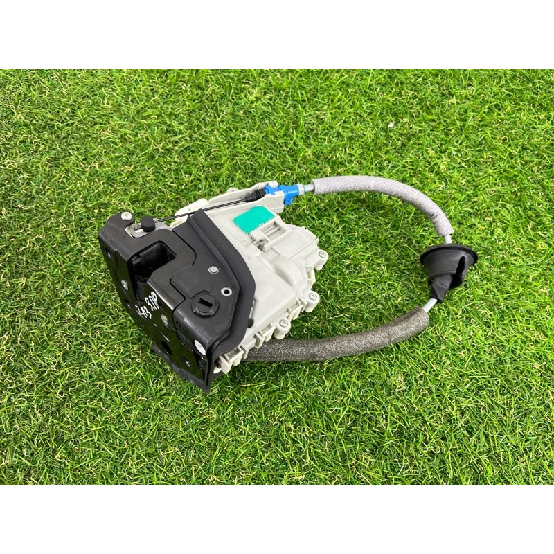 Замок двери (кузов и элементы) AUDI A3 8V 2018 2.0 CZRA 8K0839016G