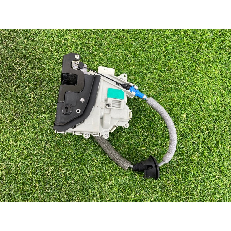 Замок двери (кузов и элементы) AUDI A3 8V 2018 2.0 CZRA 8K0839016G