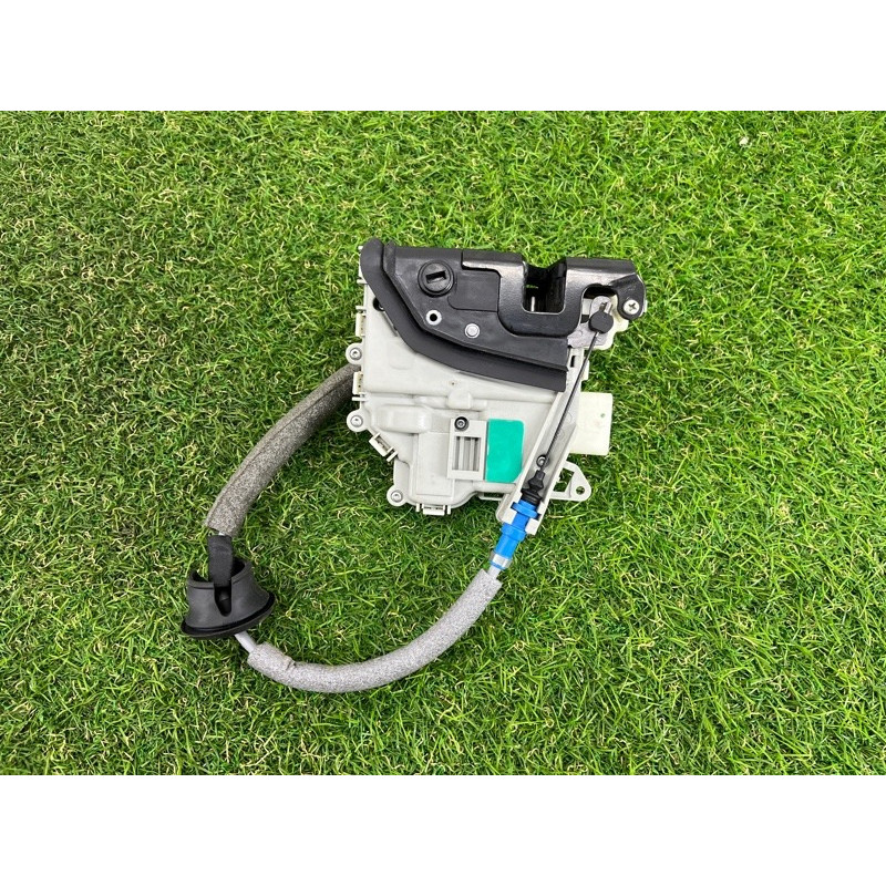 Замок двери (кузов и элементы) AUDI A3 8V 2018 2.0 CZRA 8K0839016G