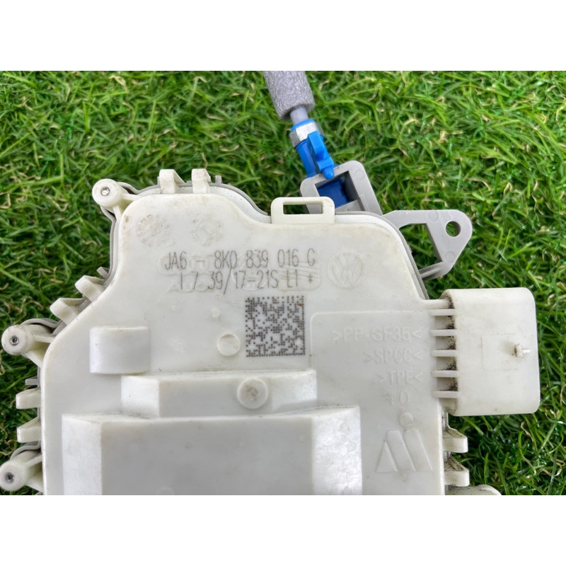 Замок двери (кузов и элементы) AUDI A3 8V 2018 2.0 CZRA 8K0839016G