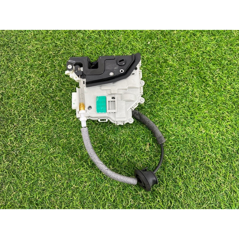 Замок двери (кузов и элементы) AUDI A4 B9 2017 2.0 8X0839015D