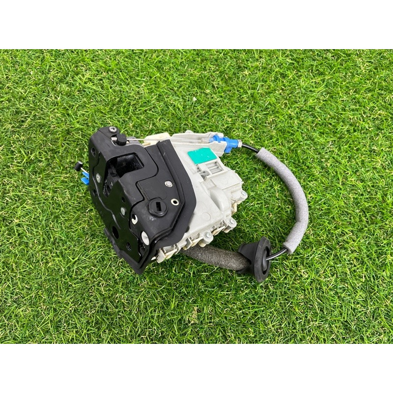 Замок двери (кузов и элементы) AUDI A3 8V 2015 1.8 8K0839016D