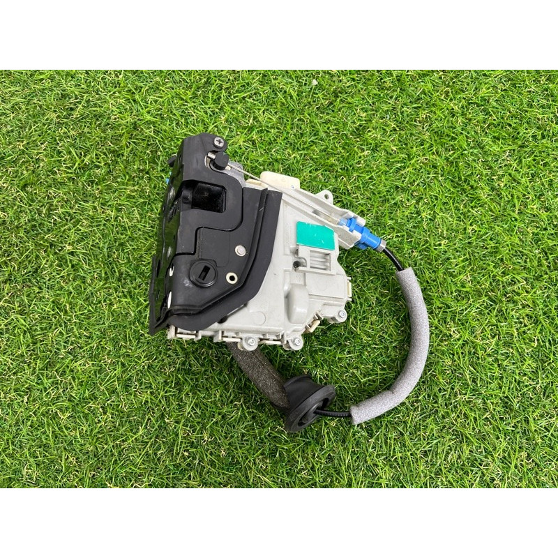 Замок двери (кузов и элементы) AUDI A3 8V 2015 1.8 8K0839016D