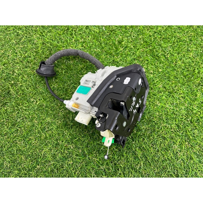 Замок двери (кузов и элементы) AUDI A4 B9 2017 2.0 8X1837016C