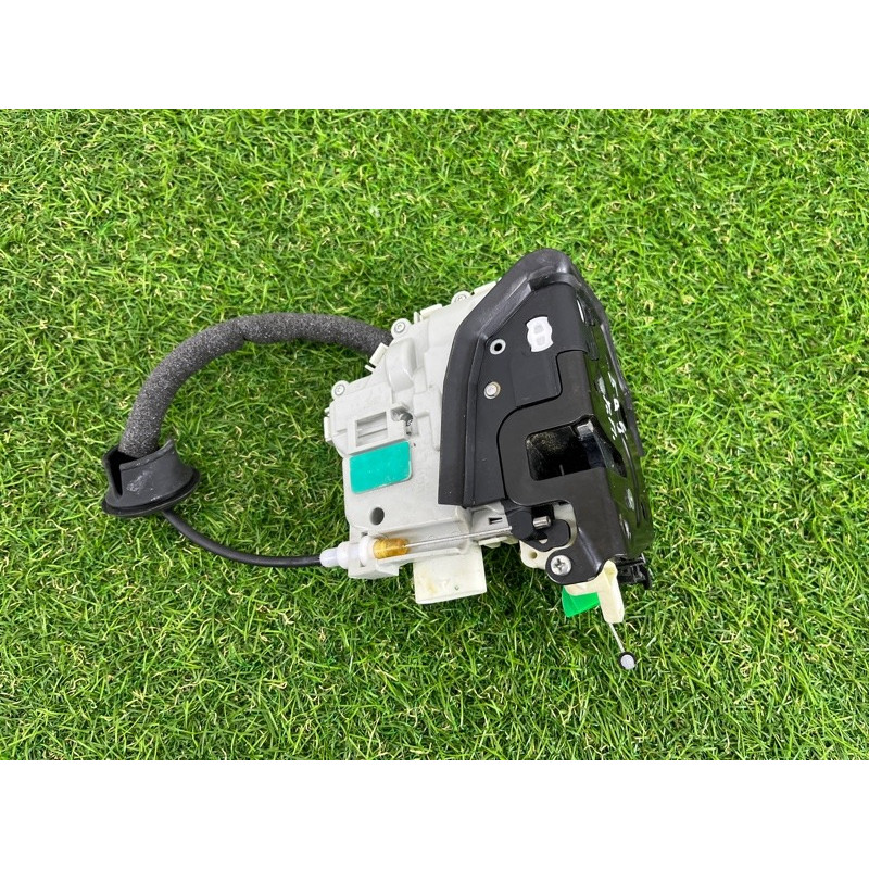 Замок двери (кузов и элементы) AUDI A4 B9 2017 2.0 8X1837016C