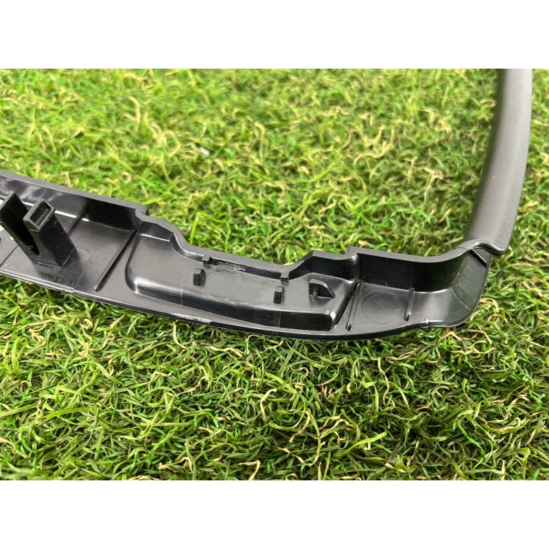 Кронштейн бардачка (салон) BMW 5-series G30 2017 2.0 B46B20 51169357799