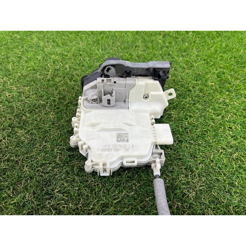 Замок двери (кузов и элементы) AUDI A4 B9 2017 2.0 8X0839015D