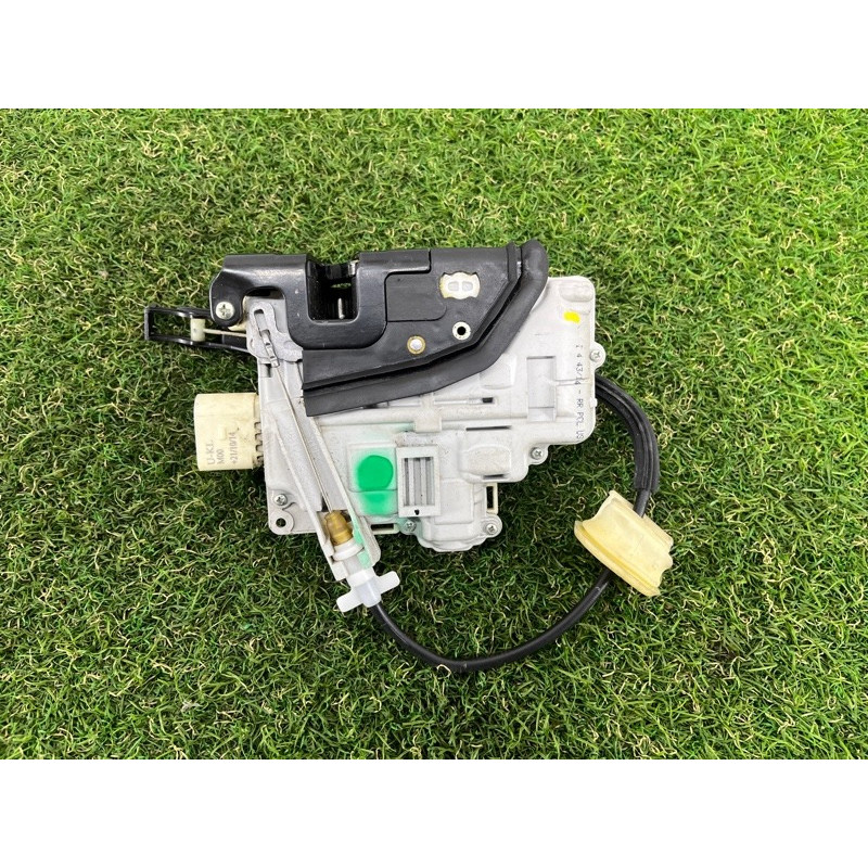 Замок двери (кузов и элементы) Volkswagen Touareg FL 2015 3.6 4G0839015A