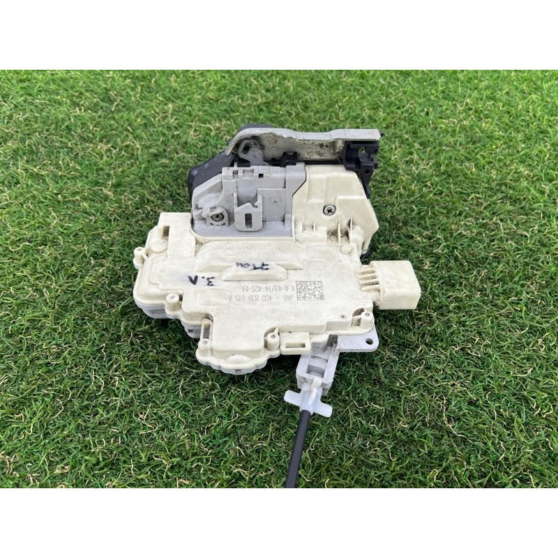 Замок двери (кузов и элементы) Volkswagen Touareg FL 2015 3.6 4G0839015A