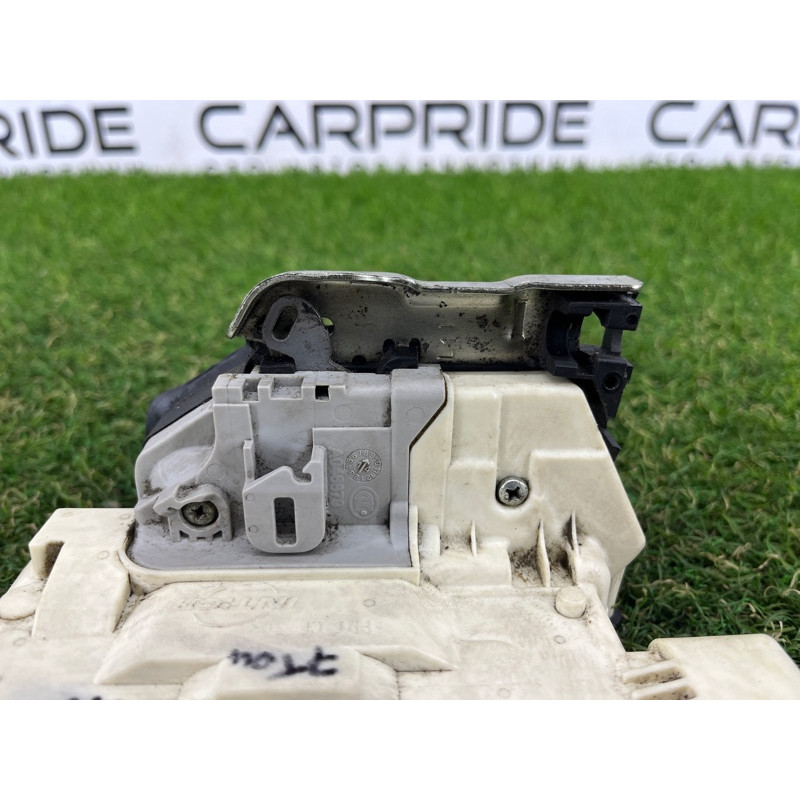 Замок двери (кузов и элементы) Volkswagen Touareg FL 2015 3.6 4G0839015A